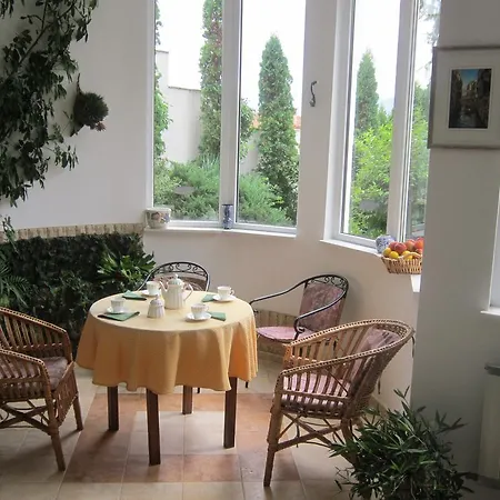 Guest House Bankya Affittacamere